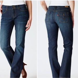 LEVIS 526 SLENDER BOOT 8M NWOT JEANS